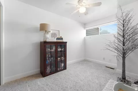 Bedroom - 266 W Meadow Ln, Centerville, UT 84014 photo 3 of 4