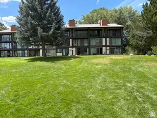 2176 S Bear Blvd #406, Garden City, UT 84028