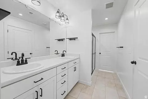 9367 N Vernham Ln, Eagle Mountain, UT 84005 photo 10