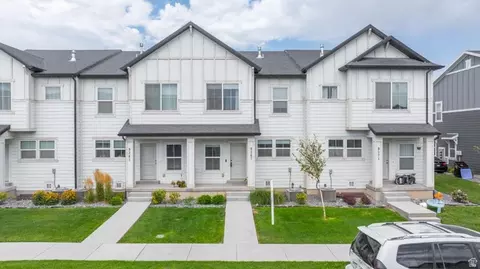 9367 N Vernham Ln, Eagle Mountain, UT 84005