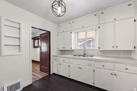 Kitchen - 2869 S Brinker Ave E, Ogden, UT 84403 photo 1 of 3