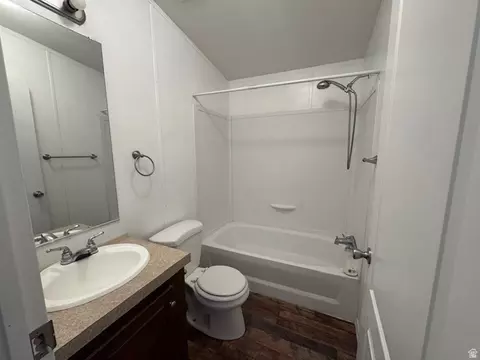 Bath - 239 E 200 S, Duchesne, UT 84021 photo 1 of 2