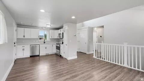 9070 S Corliss Ave, West Jordan, UT 84088