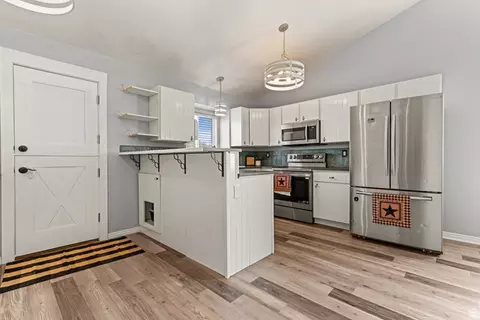Kitchen - 7674 N Red Kite Way, Eagle Mountain, UT 84005 photo 2 of 2