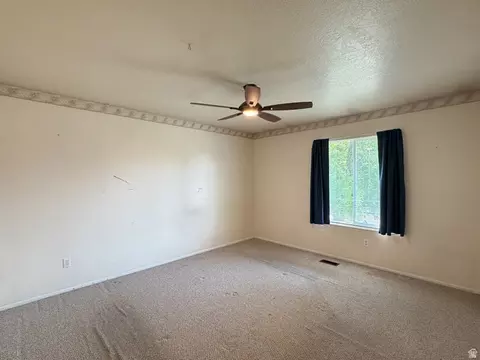Bedroom - 235 E 800 S, Layton, UT 84041 photo 2 of 5