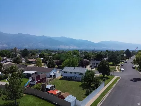 View/Area - 235 E 800 S, Layton, UT 84041 photo 3 of 5