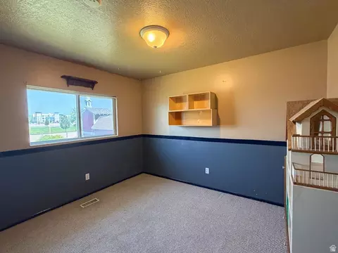 Bedroom - 235 E 800 S, Layton, UT 84041 photo 4 of 5