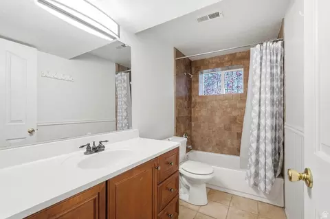 Bath - 783 Linden Ct, Logan, UT 84321 photo 1 of 2
