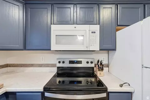 Kitchen - 783 Linden Ct, Logan, UT 84321 photo 3 of 4