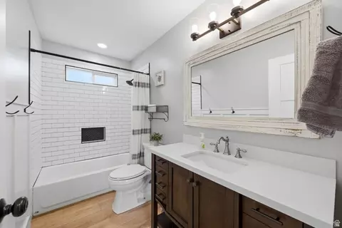 Bath - 1395 W 12290 S, Riverton, UT 84065 photo 1 of 2