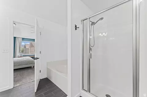 Bath - 3637 E Flint Creek Ln N, Eagle Mountain, UT 84005 photo 2 of 3