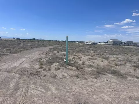 650 E 990 N #8, Delta, UT 84624 photo 4