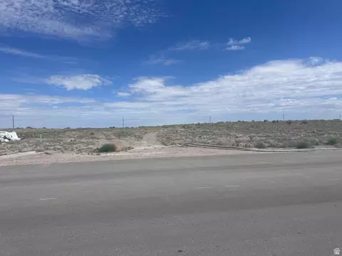 650 E 990 N #8, Delta, UT 84624 photo 9
