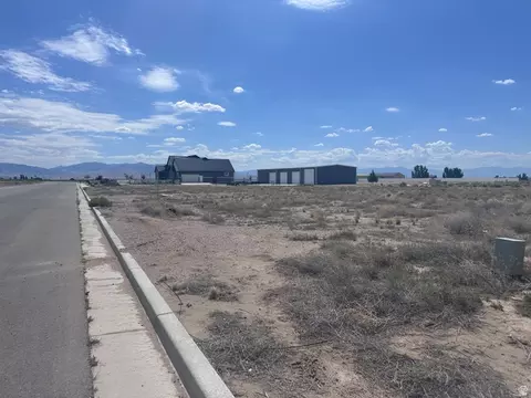 650 E 990 N #8, Delta, UT 84624 photo 6