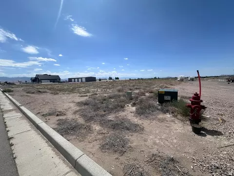 650 E 990 N #8, Delta, UT 84624 photo 5