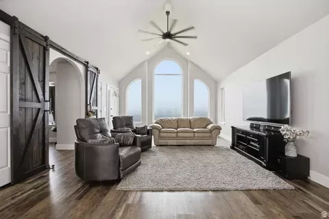 560 E Lower Rock Creek Rd, Inkom, ID 83245