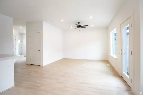 Living - 643 N 540 E #126, Salem, UT 84653 photo 1 of 2