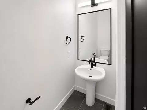 Bath - 284 E Legacy Trail Ln S #4, Midvale, UT 84047 photo 1 of 5