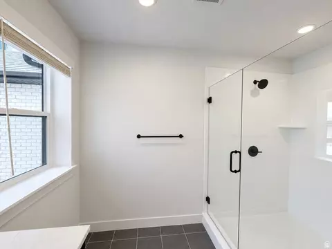Bath - 284 E Legacy Trail Ln S #4, Midvale, UT 84047 photo 4 of 5