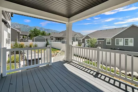Exterior - 1568 E Cherry Ln, Layton, UT 84040 photo 7 of 10