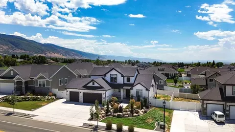 View/Area - 1568 E Cherry Ln, Layton, UT 84040 photo 2 of 15