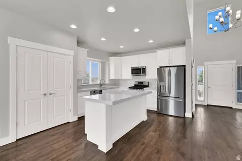 Kitchen - 1568 E Cherry Ln, Layton, UT 84040 photo 1 of 3