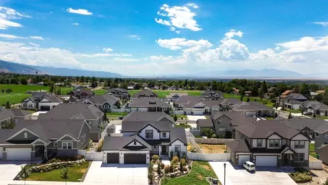 View/Area - 1568 E Cherry Ln, Layton, UT 84040 photo 3 of 15