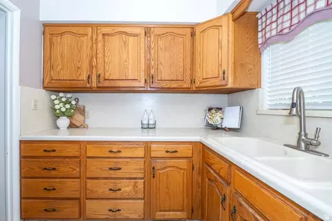 Kitchen - 1545 N 300 W, Bountiful, UT 84010 photo 1 of 5