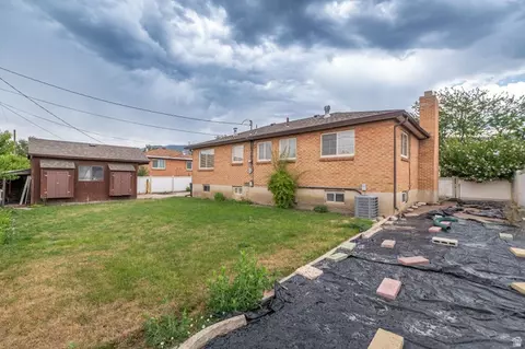 Exterior - 1545 N 300 W, Bountiful, UT 84010 photo 3 of 3