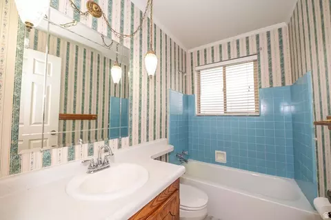 Bath - 1545 N 300 W, Bountiful, UT 84010 photo 1 of 3
