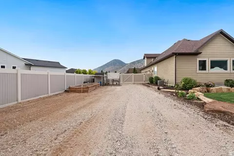 Exterior - 175 W 1000 N, Mapleton, UT 84664 photo 6 of 6
