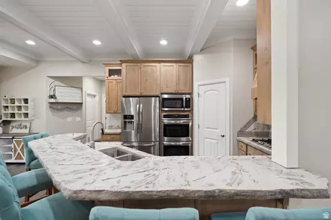 Kitchen - 175 W 1000 N, Mapleton, UT 84664 photo 3 of 3