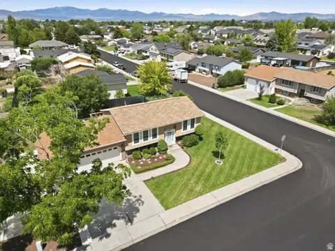 View/Area - 1245 N 200 W, Orem, UT 84057 photo 3 of 6