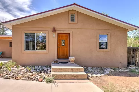 Exterior - 890 E Oak St, Moab, UT 84532 photo 4 of 9