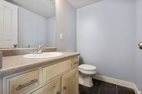 Bath - 435 E Park Oak Pl, Murray, UT 84107 photo 3 of 3