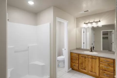 Bath - 30 S 475 E, Enterprise, UT 84725 photo 1 of 4