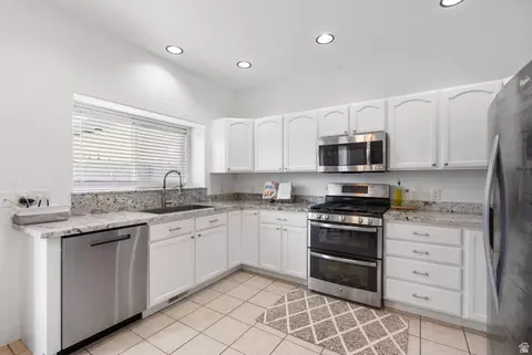 Kitchen - 8757 N Jefferson Dr, Eagle Mountain, UT 84005 photo 1 of 2