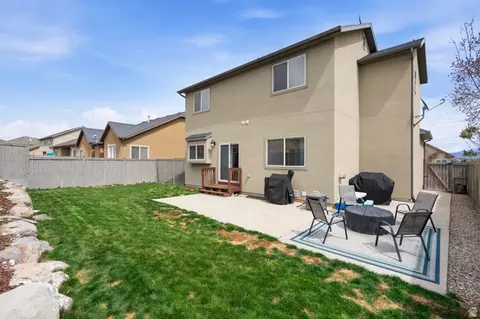 Exterior - 8757 N Jefferson Dr, Eagle Mountain, UT 84005 photo 3 of 4
