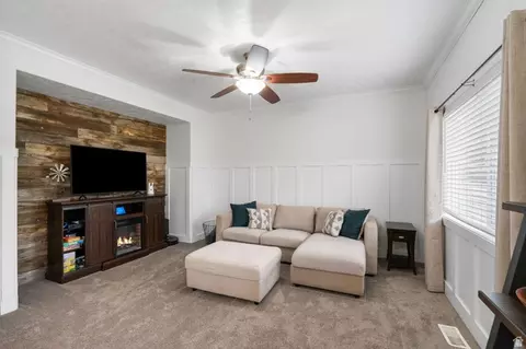 Living - 8757 N Jefferson Dr, Eagle Mountain, UT 84005 photo 1 of 3