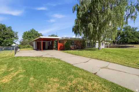 Exterior - 785 Simoron Dr, Ogden, UT 84404 photo 3 of 5