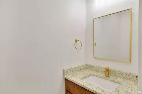 Bath - 791 E 200 S, Enterprise, UT 84725 photo 9 of 9