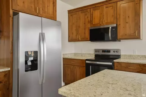 Kitchen - 791 E 200 S, Enterprise, UT 84725 photo 2 of 5