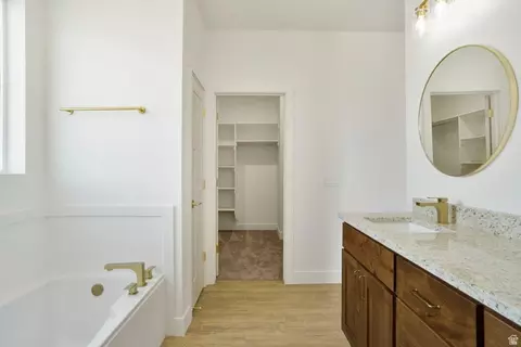 Bath - 791 E 200 S, Enterprise, UT 84725 photo 2 of 9