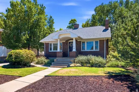 Exterior - 134 E 100 S, Bountiful, UT 84010 photo 12 of 13