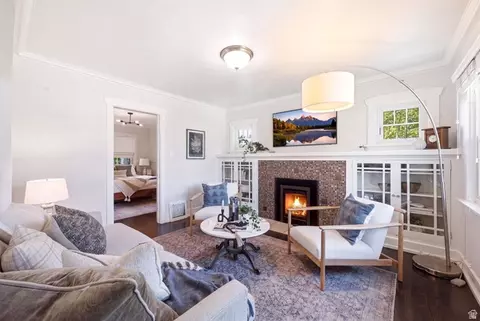 Living - 134 E 100 S, Bountiful, UT 84010 photo 5 of 6
