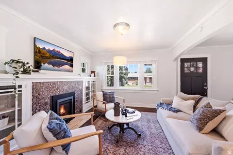 Living - 134 E 100 S, Bountiful, UT 84010 photo 2 of 6