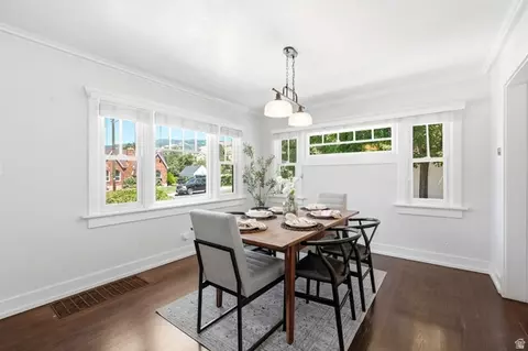 Dining - 134 E 100 S, Bountiful, UT 84010 photo 3 of 3