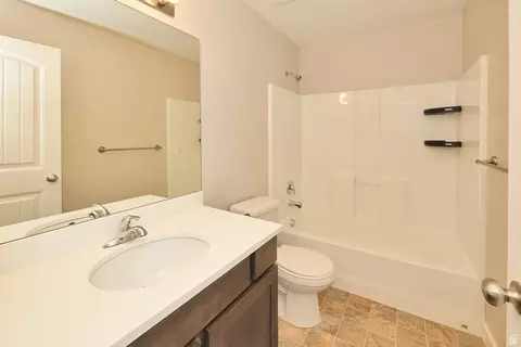 Bath - 1065 S 1650 E, Clearfield, UT 84015 photo 1 of 4