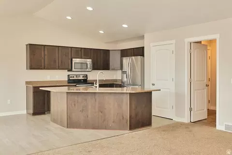 Kitchen - 1065 S 1650 E, Clearfield, UT 84015 photo 2 of 5