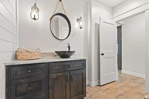 Bath - 381 E 1260 S, Salem, UT 84653 photo 5 of 5